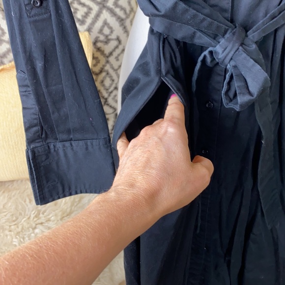 Full Button Pocket Dress SOFT CHAMBRAY SHIRTDRESS
BUTTON DOWN LONG
SLEEV… - Picture 2 of 4